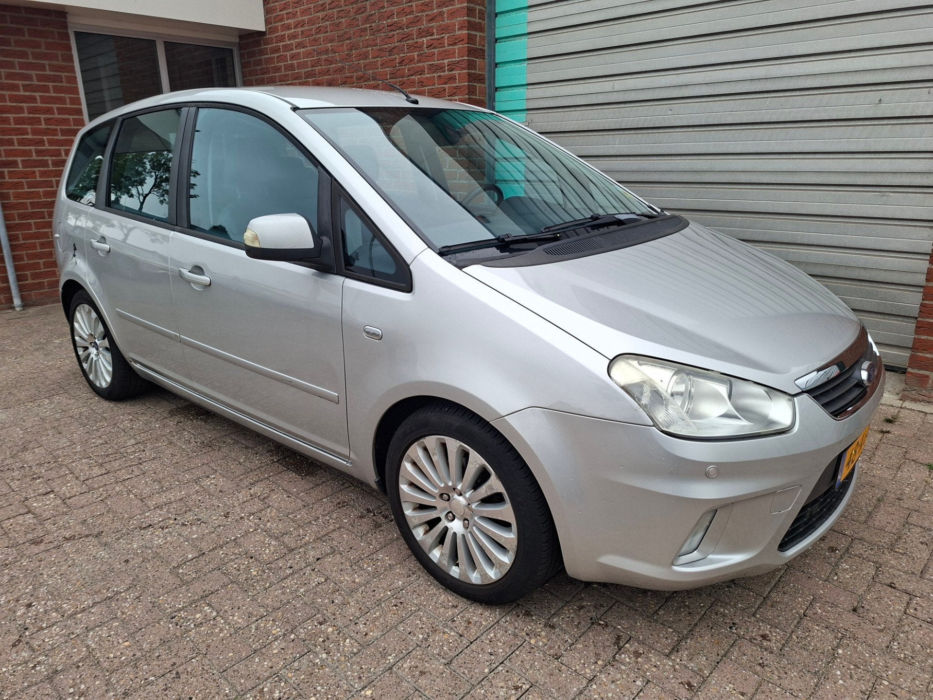 Ford C-Max 1.8-16V Limited Nav clima NAP, Voorwielaandrijving, 125 pk, Gebruikt, 4 cilinders
