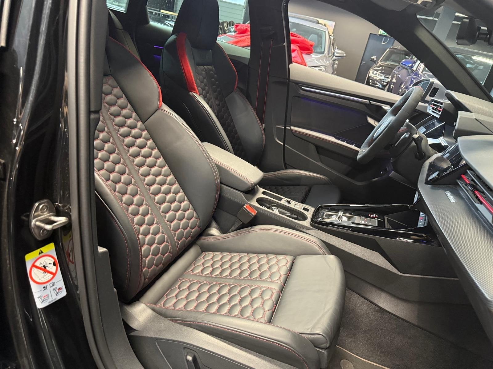 Audi RS3 Sportback 2.5 TFSI Quattro 2024|PANO|RS SEATS|KEYLE, Auto's, Automaat, 12 maanden, Gebruikt, RS3