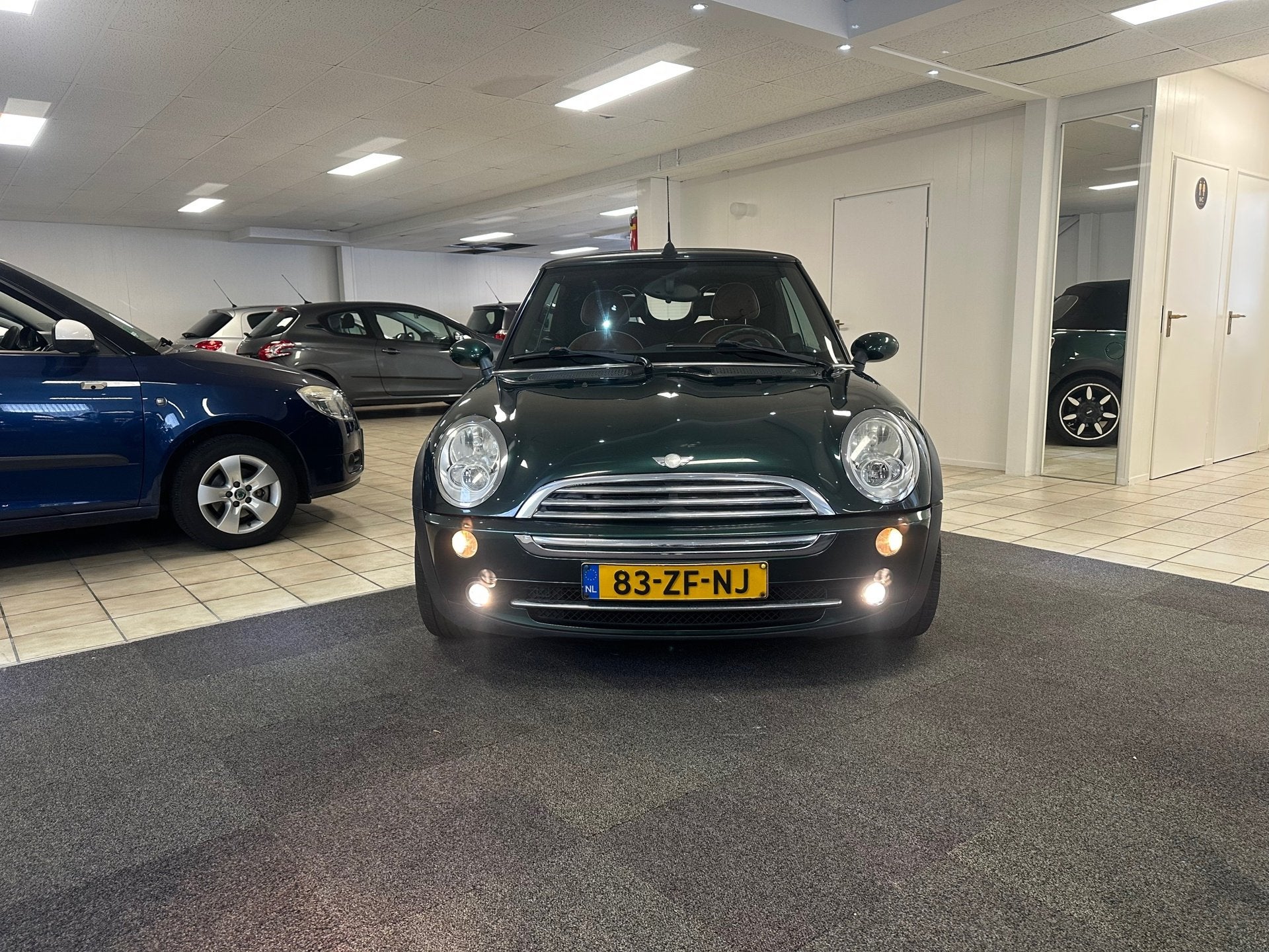 Mini.NAPAutomaat Cabrio 1.6 Cooper Sidewalk, Auto's, Mini, Gebruikt, 4 cilinders, 4 stoelen, 116 pk