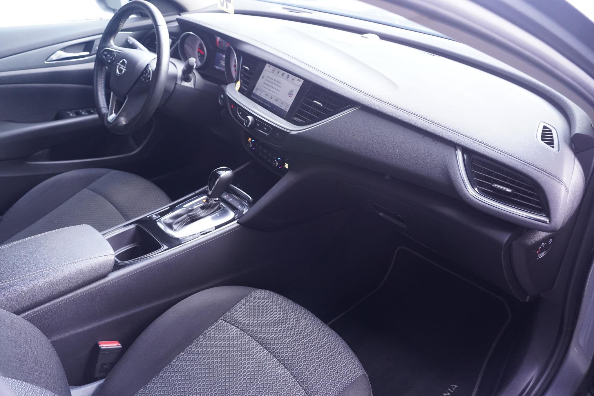 Foto 50 van Opel Insignia Grand Sport 1.6 CDTI Business Executive naviga