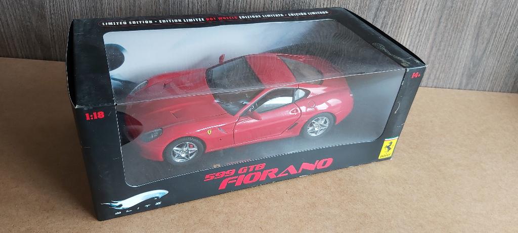 ≥ Vind ferrari 599 | Hot Wheels in Modelauto's | 1:18 op Marktplaats