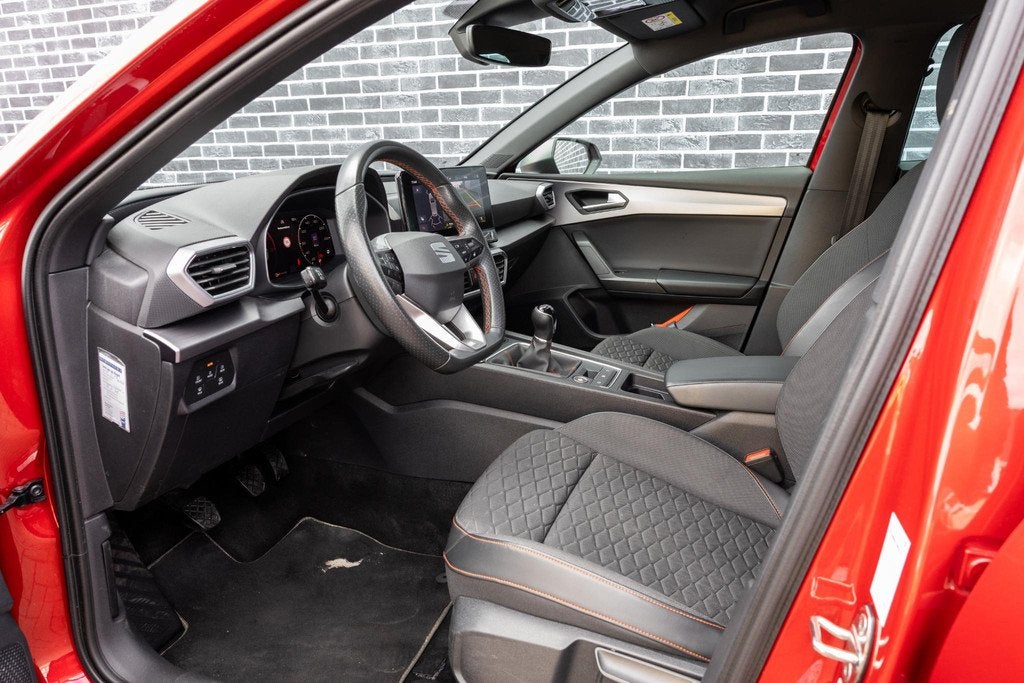 SEAT Leon Sportstourer 1.5 TSI FR Launch Edition | Achteruit, Stof, 4 cilinders, 150 pk, Leon