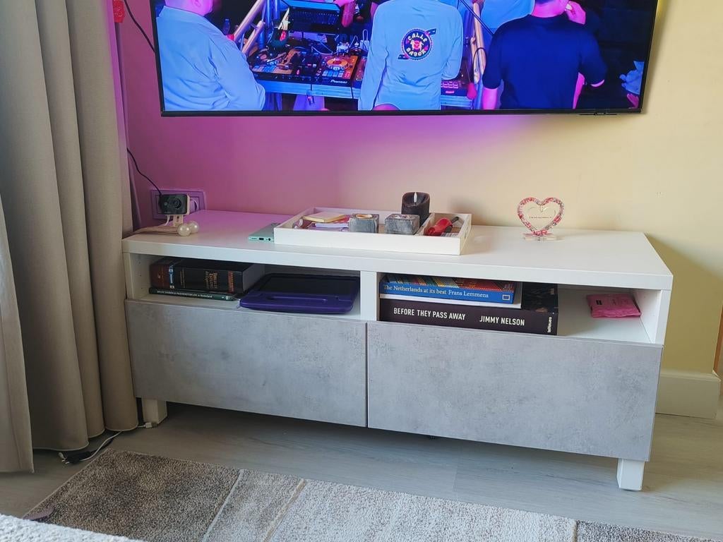 Ikea Besta tv kast, Huis en Inrichting, Kasten | Televisiemeubels, Ophalen, 100 tot 150 cm, Zo goed als nieuw, Minder dan 100 cm