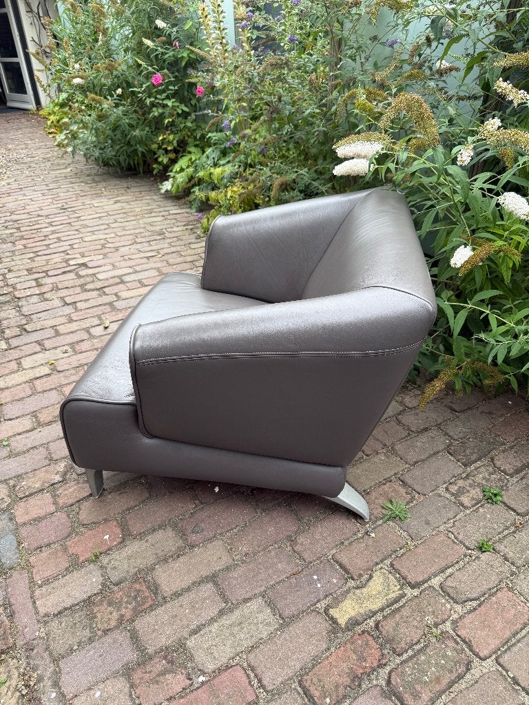 Rolf Benz 2300 fauteuil Grijs/Taupe leer nette staat, Huis en Inrichting, Fauteuils, Ophalen, Mancave. Luxe Loungen Vintage Klassiek Tijdloos