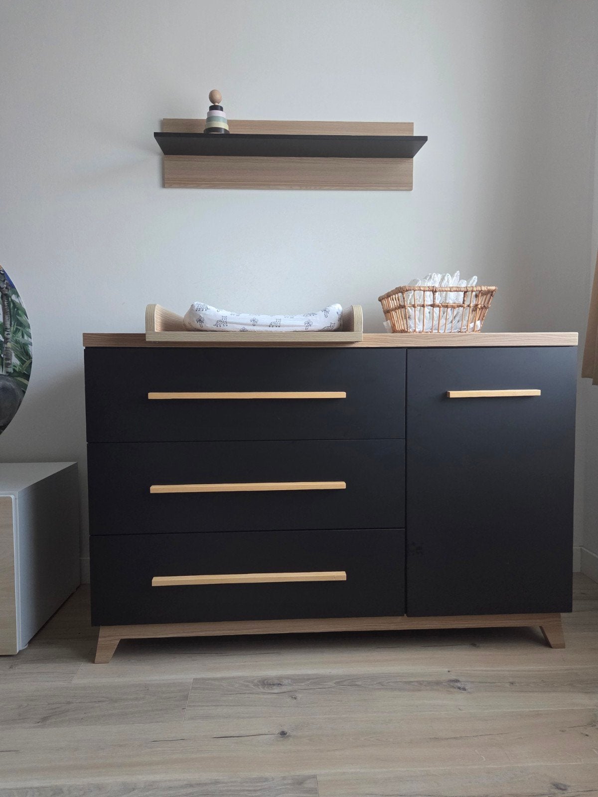 TWF Bradford complete babykamer - zwart met houtaccenten, Ophalen, Zo goed als nieuw, Jongetje of Meisje