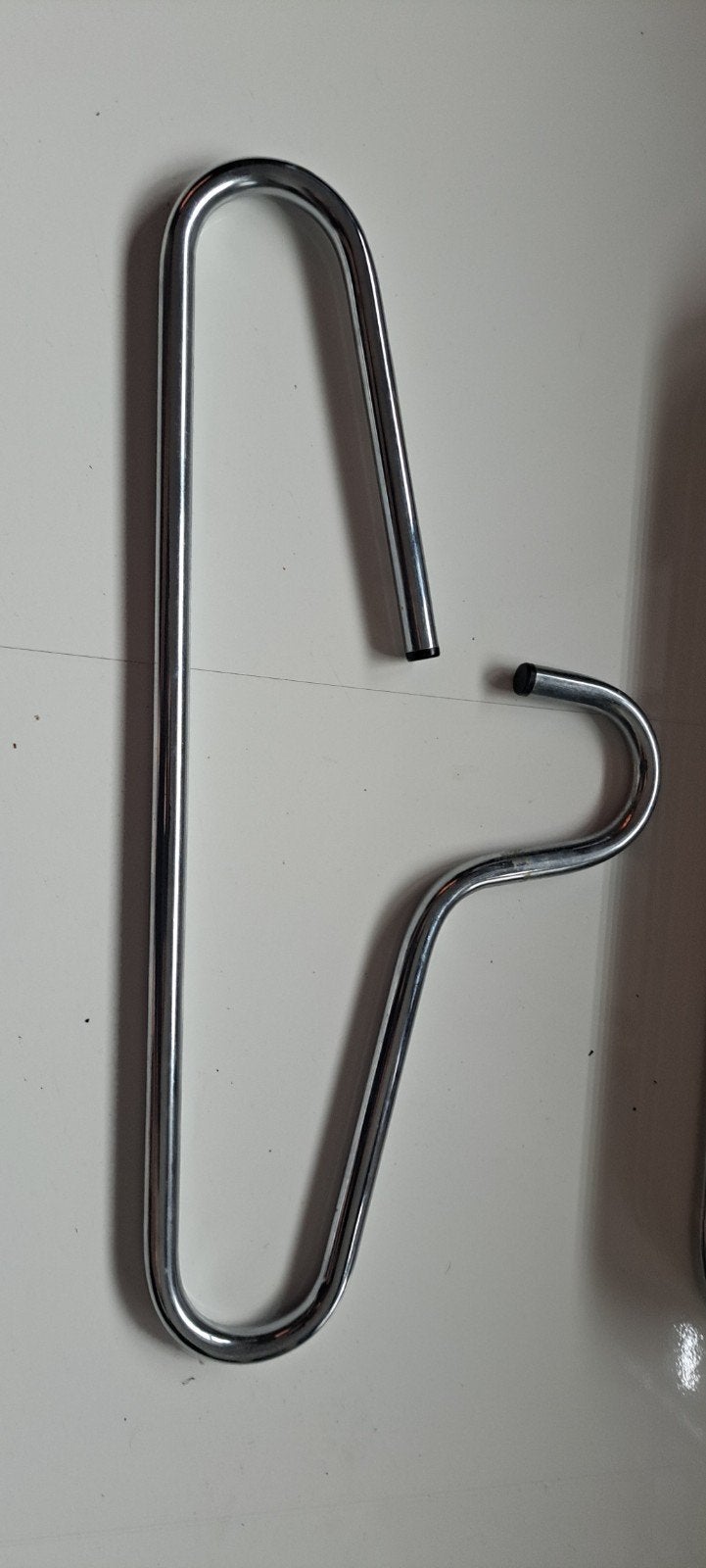 5 verchroomde metalen kledinghangers, Kleding | Dames, Kledinghangers, Ophalen of Verzenden, Zo goed als nieuw, Metaal, Volwassenen