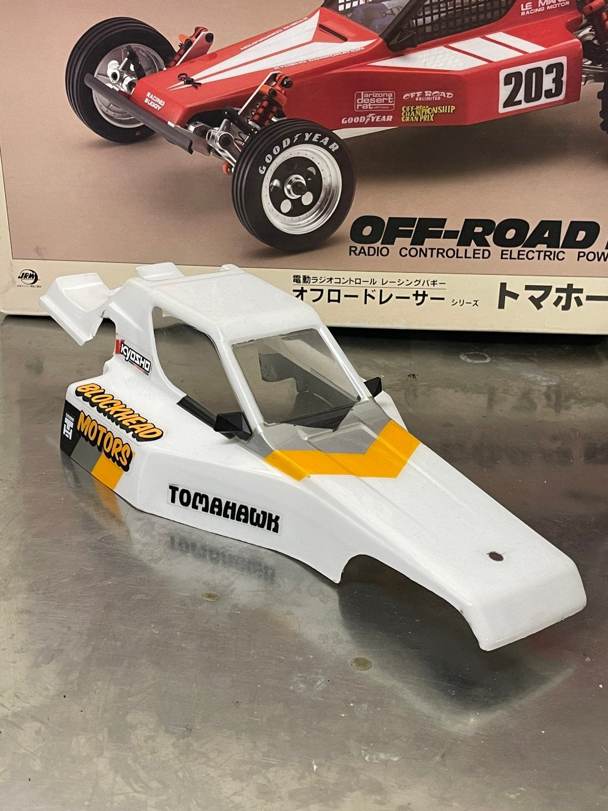 Kyosho Tomahawk 1:10 lexan body, Ophalen of Verzenden, Zo goed als nieuw, Auto