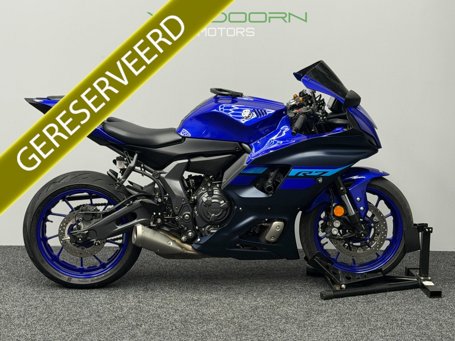 Yamaha R7 ABS | QuickShift | 2025 | 7DKM | Fabrieksgar. 2028, Traction Control, Info@vandoornmotors.nl, Kraaivenstraat 23-5
5048AB  TILBURG, NL
