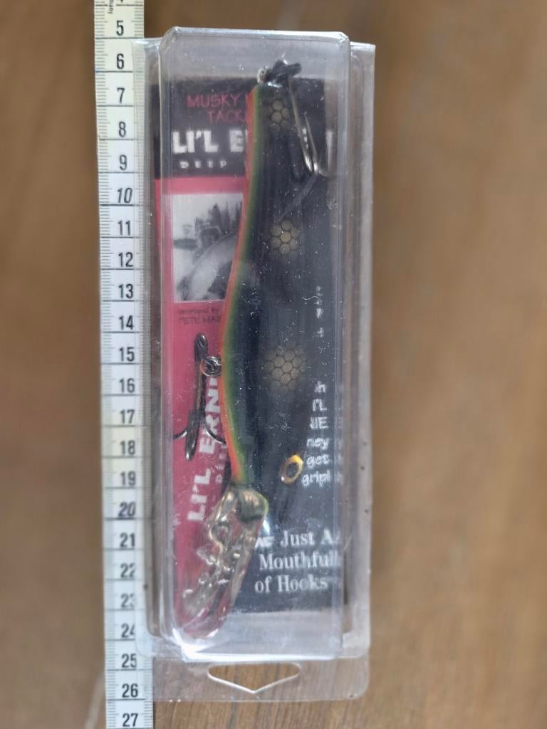Musky Mania Lil Ernie in de kleur Black Perch, Ophalen of Verzenden, Nieuw, Overige typen