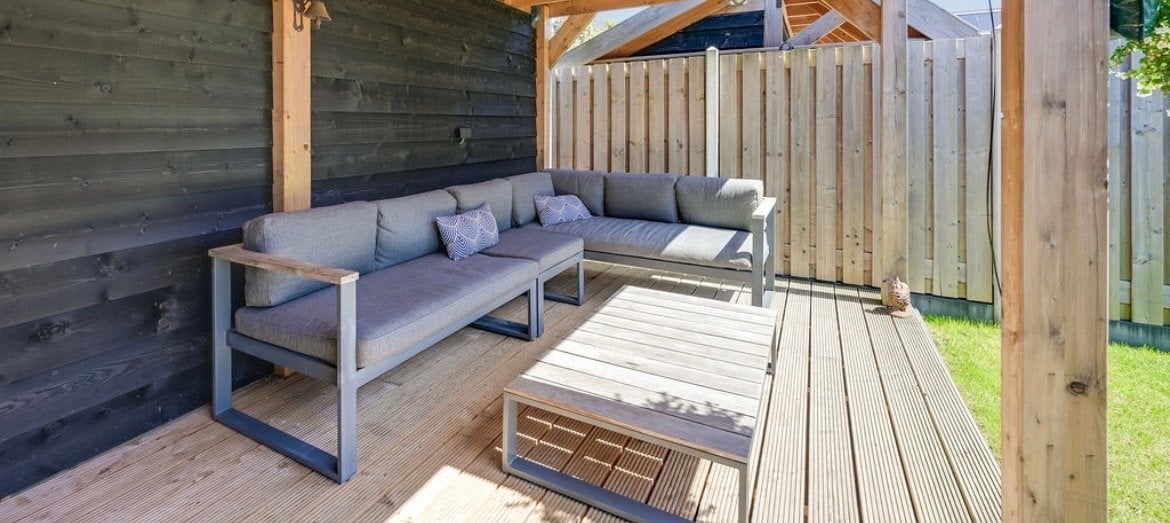 Intratuin loungeset + tafel met teakhout, Ophalen, 5 zitplaatsen, Teakhout, Zo goed als nieuw