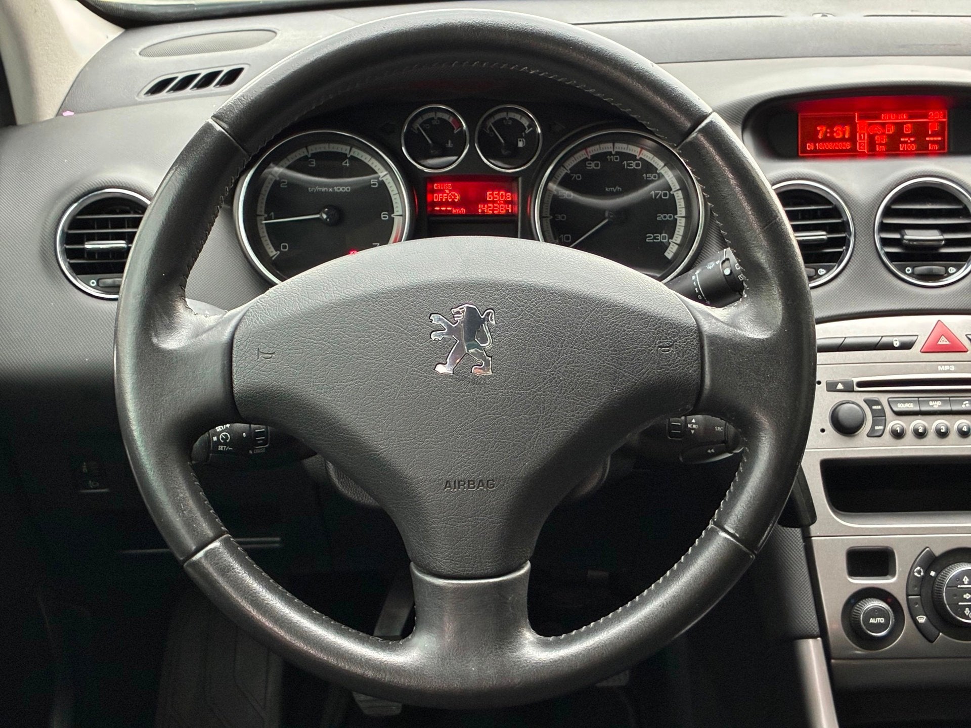 Peugeot 308 SW 1.6 VTi XS|1e Eigenaar|Panoramadak|Airco|Crui, Auto's, Peugeot, Voorwielaandrijving, Gebruikt, 4 cilinders, 1415 kg