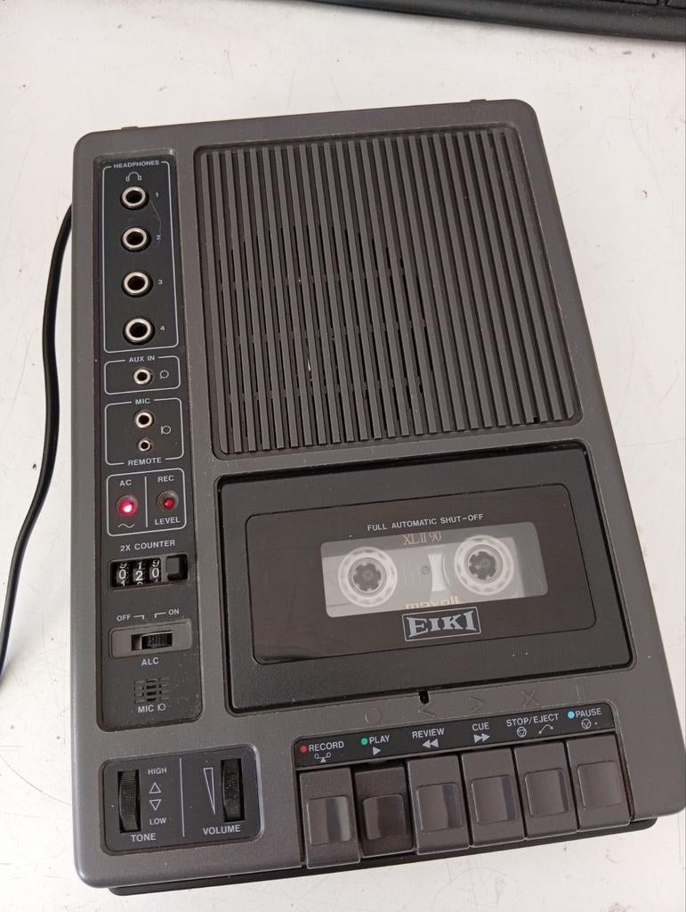 Eiki model 3279 cassette recorder, Audio, Tv en Foto, Cassettedecks, Ophalen of Verzenden, Overige merken