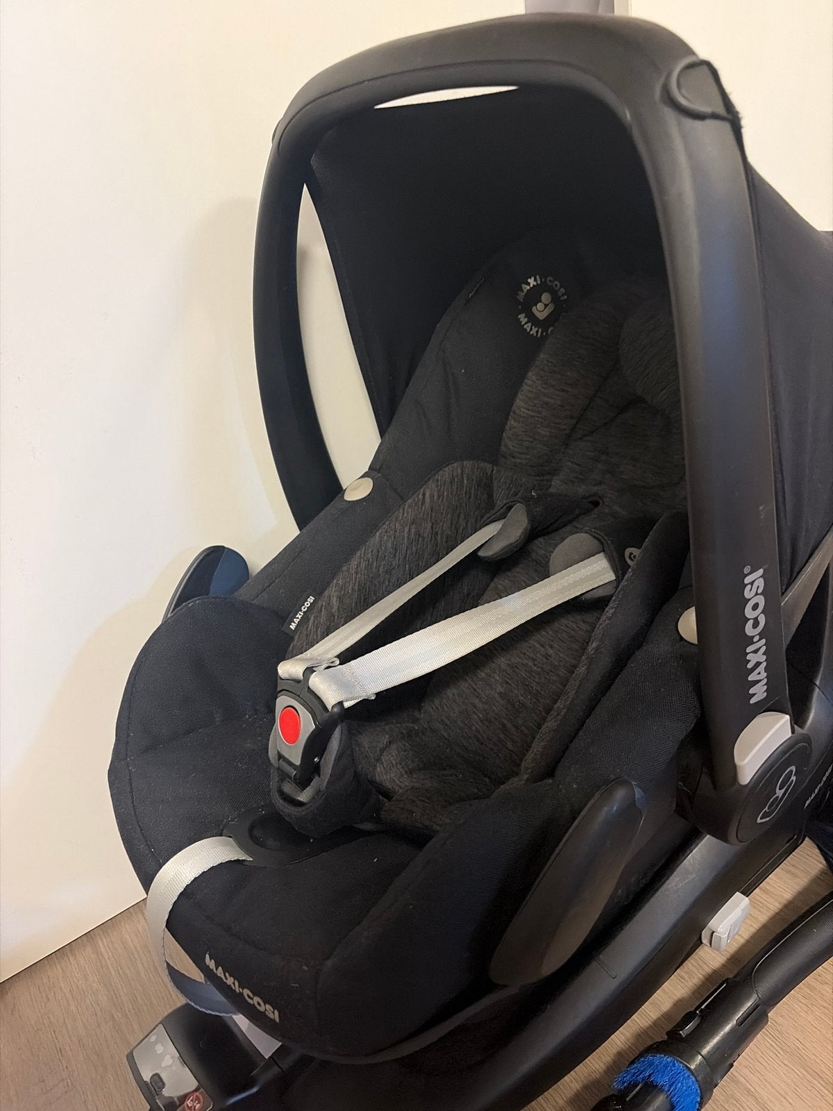 Maxi-Cosi FamilyFix One i-Size autostoel met base, Kinderen en Baby's, Autostoeltjes, Ophalen, Slaapstand, Zo goed als nieuw, Isofix