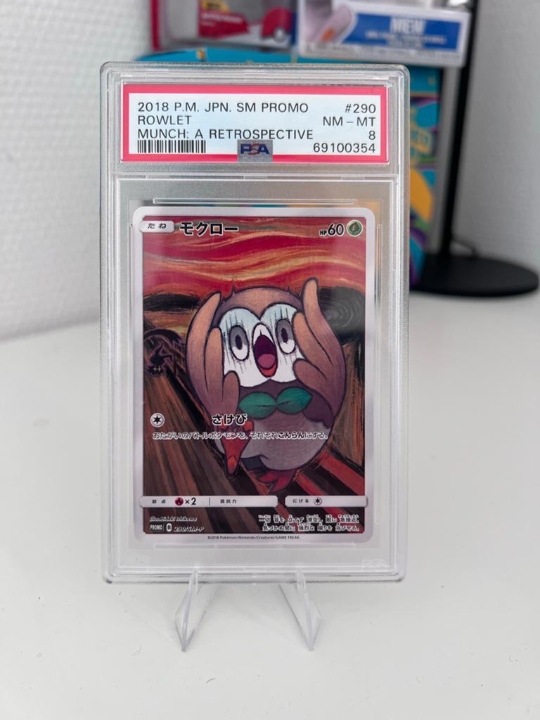 PSA 8 Rowlet Munch A Retrospective Pokemon Kaart, Ophalen of Verzenden, Zo goed als nieuw, Losse kaart