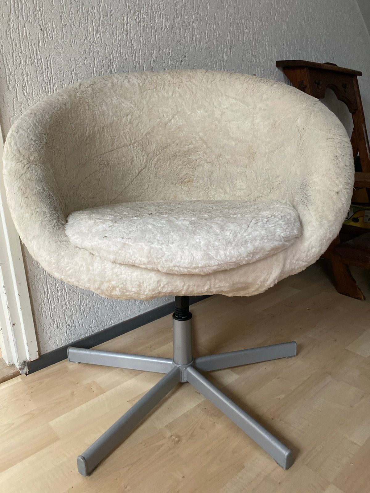 Witte pluche Ikea kuipstoel, Ophalen, Gebruikt, Minder dan 75 cm, Stof