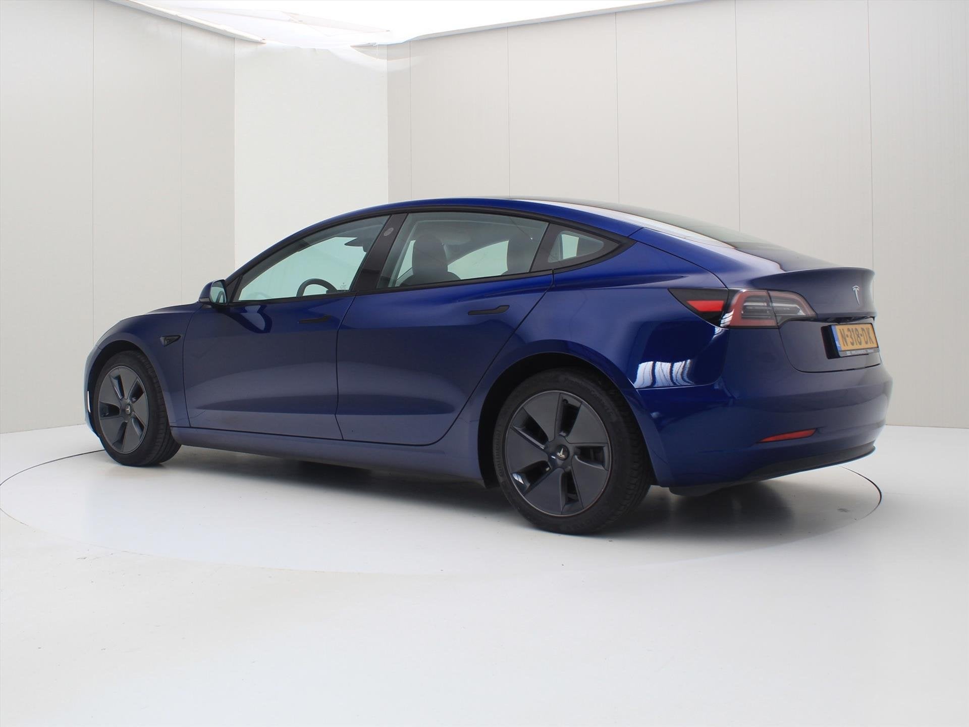 Foto 3 van Tesla Model 3 Standard RWD Plus FACELIFT 90.7% SoH [ LFP-ACC