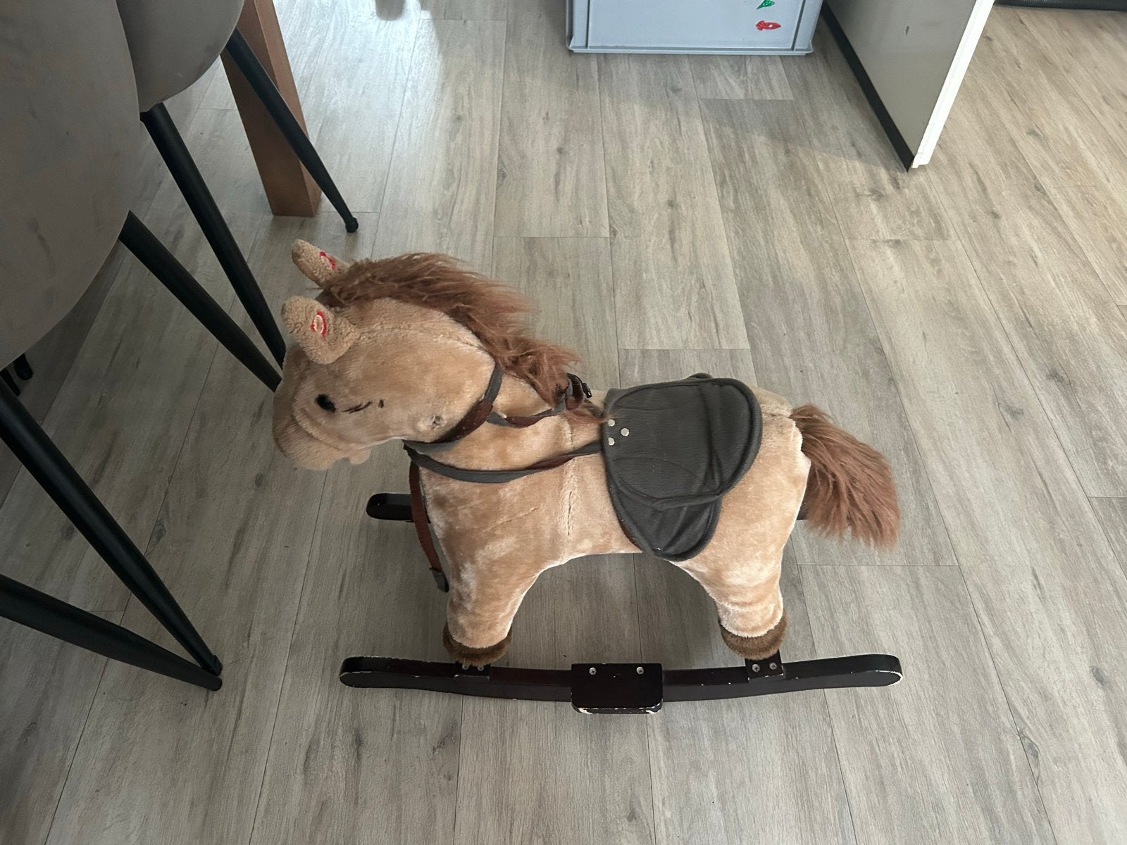 Schattig hobbelpaard met  geluid, Ophalen of Verzenden, Gebruikt, Overige typen