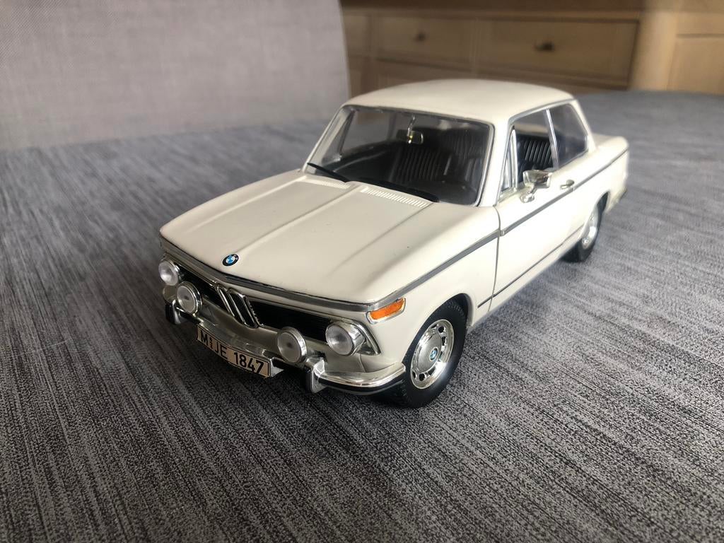 Anson 1/18 bmw 2002 lees tekst, Ophalen, Zo goed als nieuw, Auto, Anson