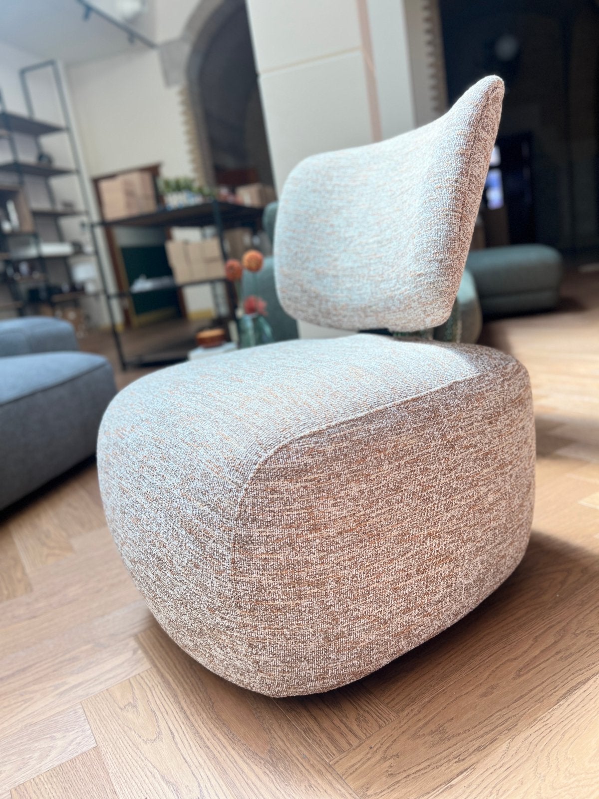 Nieuw! Skogen Thora draaifauteuil | Boho 102 |2 beschikbaar, Huis en Inrichting, Ophalen, Rond, Zo goed als nieuw, Stof