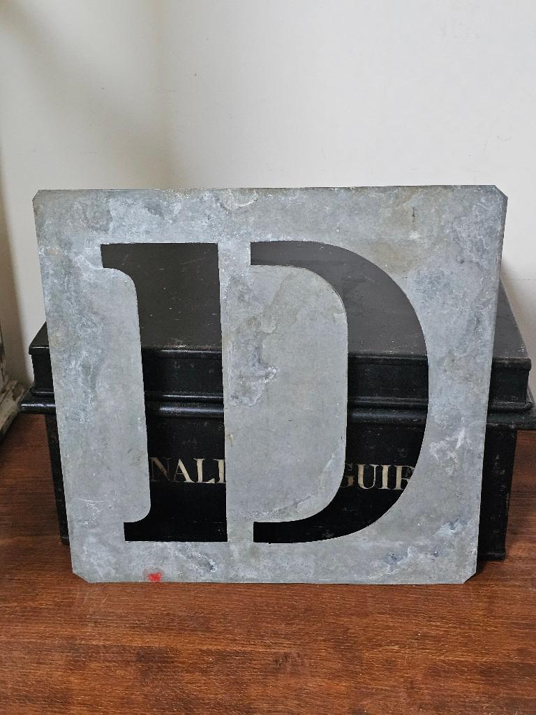 Groot oud zinken lettersjabloon alfabet LETTER 'D' 26X26cm, Antiek en Kunst, Ophalen of Verzenden