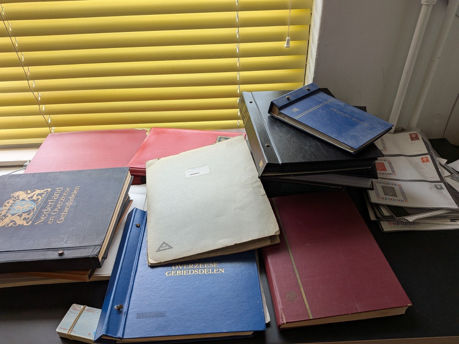 Nederland en overzeese rijksdelen 13 albums, Ophalen of Verzenden, Nederland