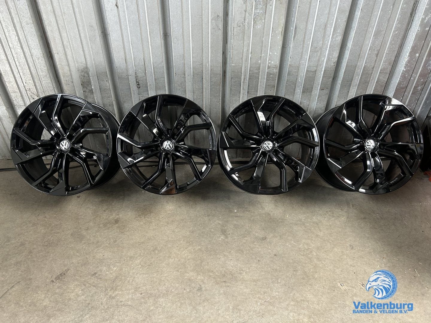 VW Transporter T5 GP T6 T6.1 T7 Bulli GMP Rebel 20 inch zwar, Velg(en), -, -, Ophalen of Verzenden