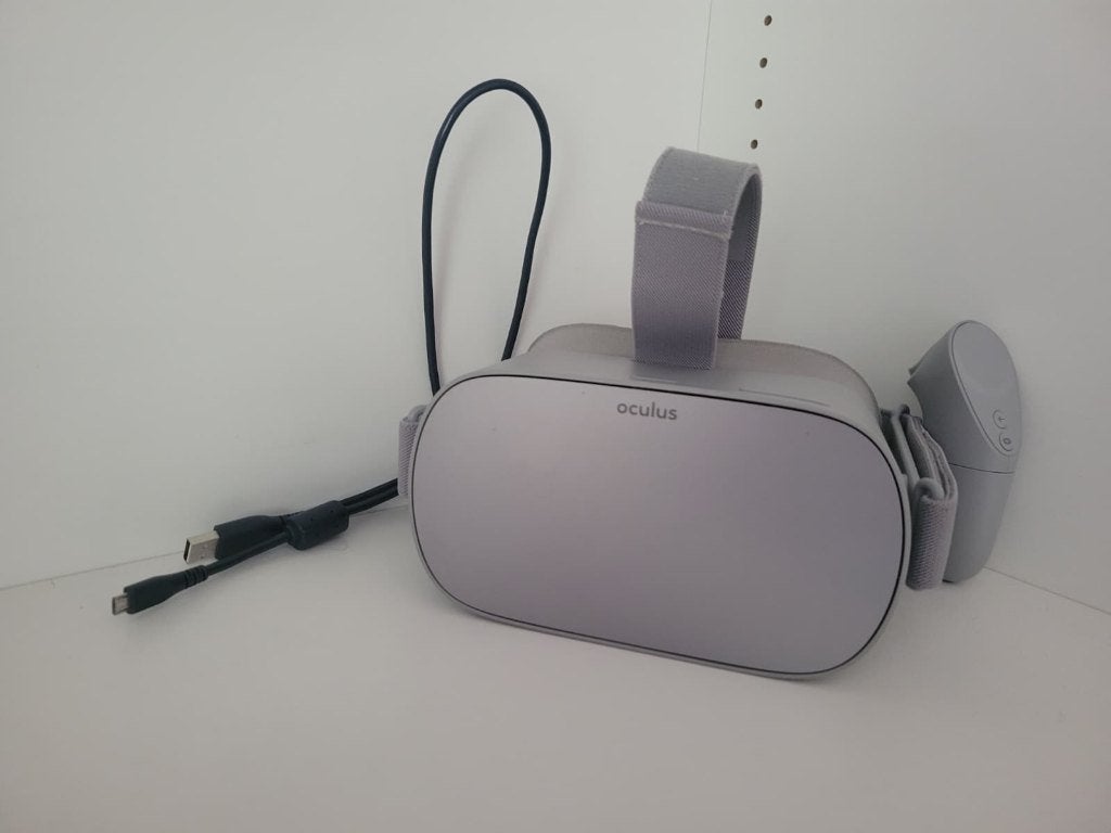 Oculus Go VR‑bril 64GB – Compleet met Remote en Oplader, Spelcomputers en Games, Ophalen of Verzenden, Zo goed als nieuw, VR-bril