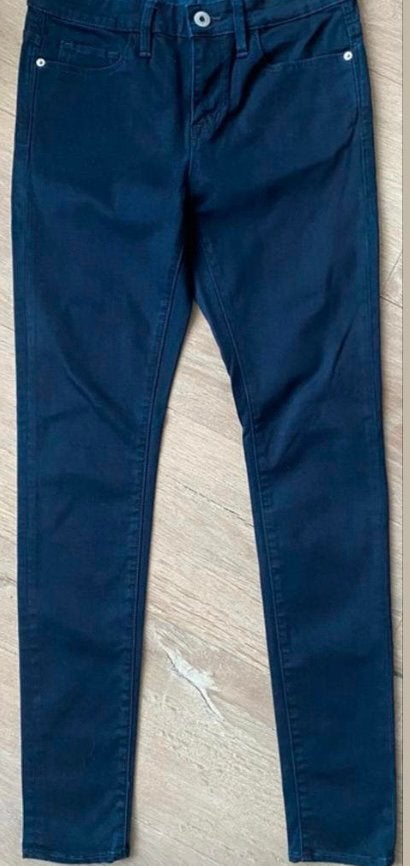 Spijkerbroek 8MM maat 27/32, Kleding | Dames, Ophalen of Verzenden, Zo goed als nieuw, Blauw, W27 (confectie 34) of kleiner