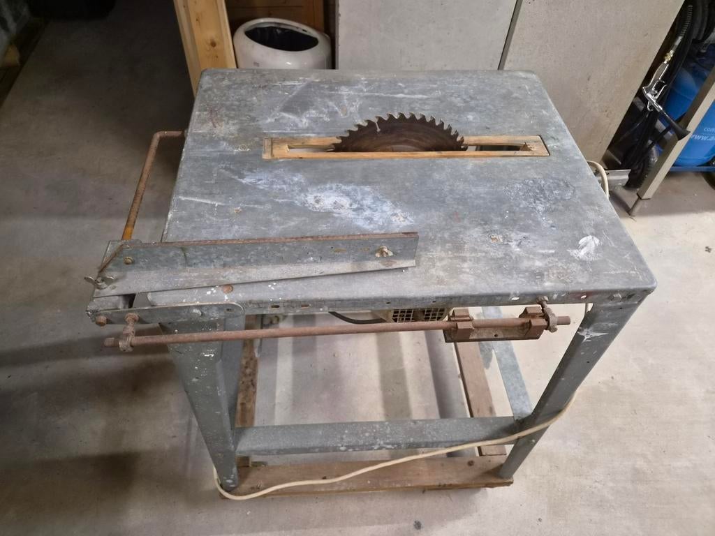Zaagtafel, Doe-het-zelf en Verbouw, Gereedschap | Zaagmachines, Ophalen, Gebruikt, Onbekend, 70 mm of meer