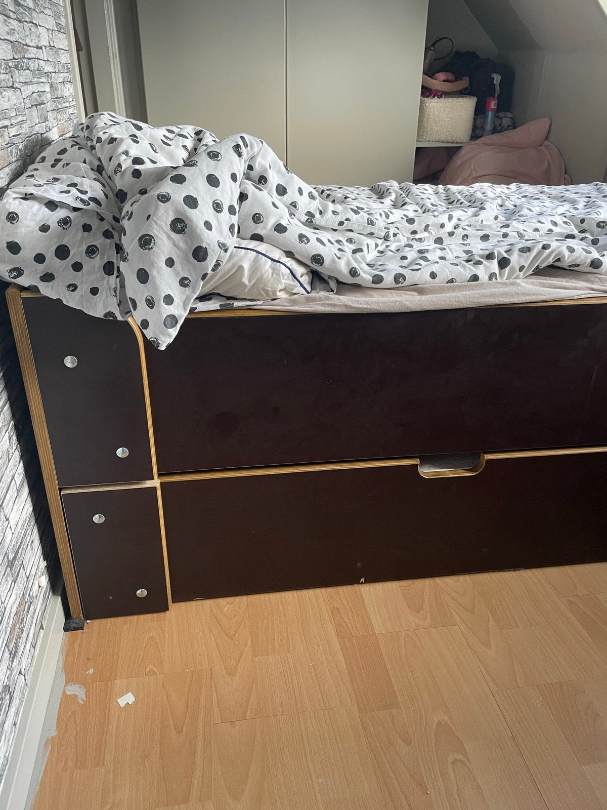 Eenpersoonsbed met uitschuifbare matras., Ophalen, Gebruikt, 90 cm, Eenpersoons