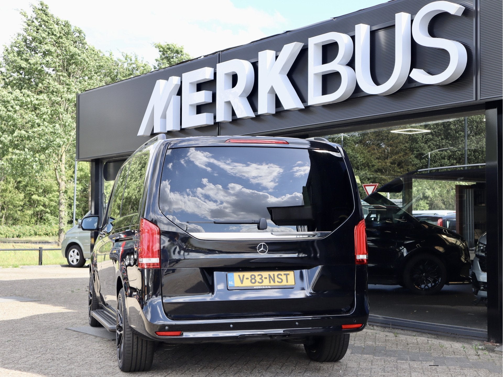 Mercedes-Benz V-Klasse 250D LANG DUBBELE CABINE 2X SCHUIFDEU, Auto's, Achterwielaandrijving, Gebruikt, Euro 6, Zwart