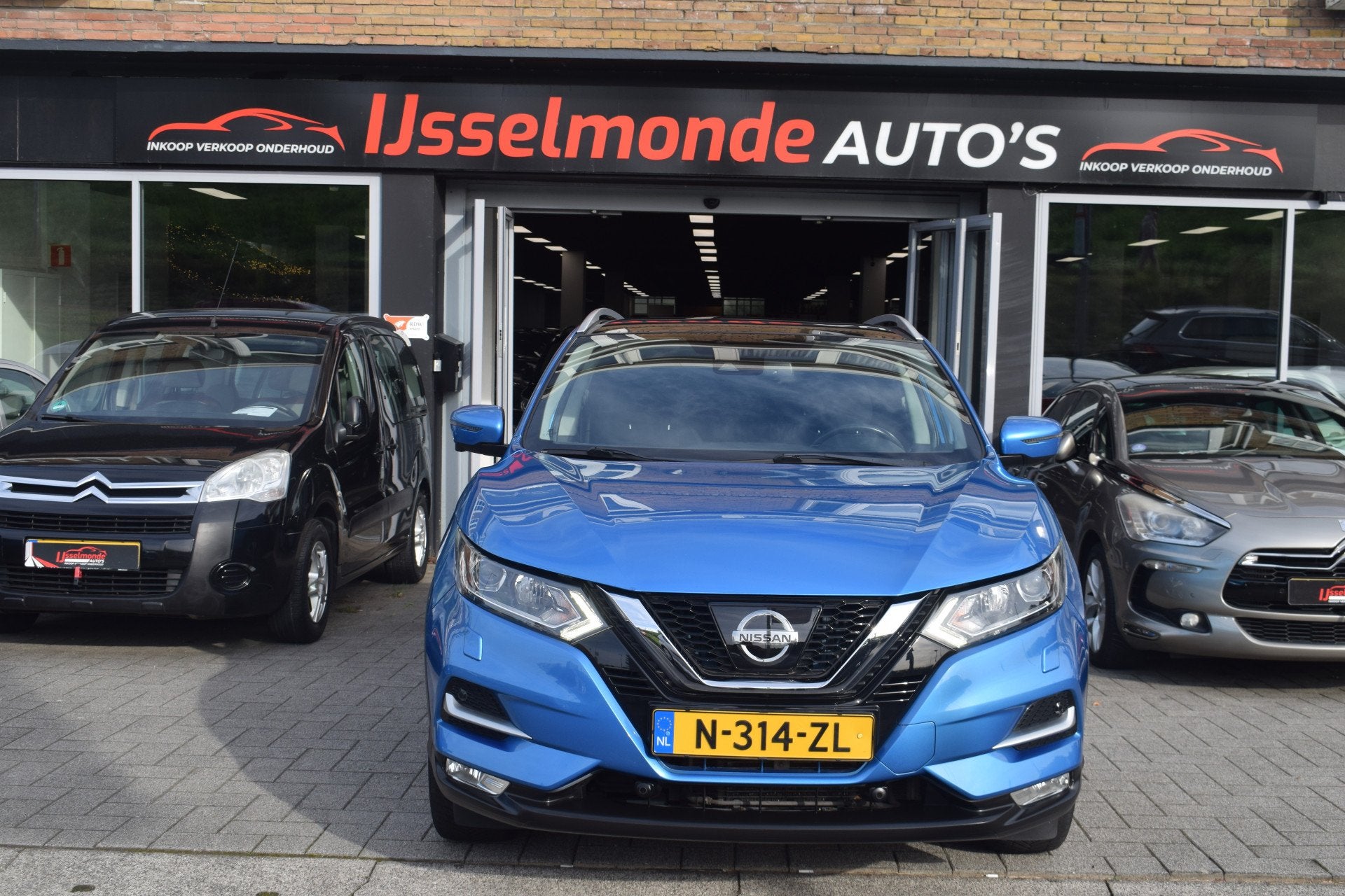 Nissan QASHQAI 1.2 Tekna Automaat Pano 360 Camera (bj 2018), Stof, Gebruikt, 4 cilinders, Blauw