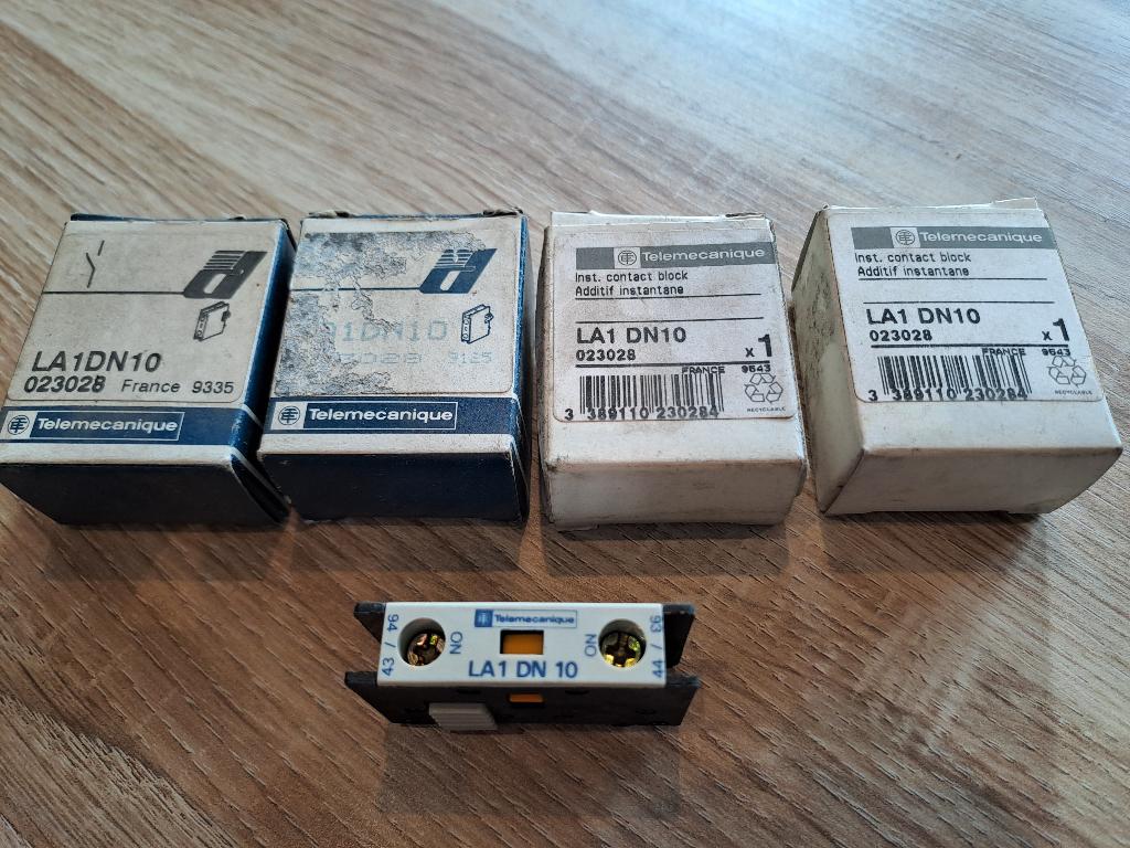 4 contact blocks LADN10 Telemec, Ophalen of Verzenden, Nieuw