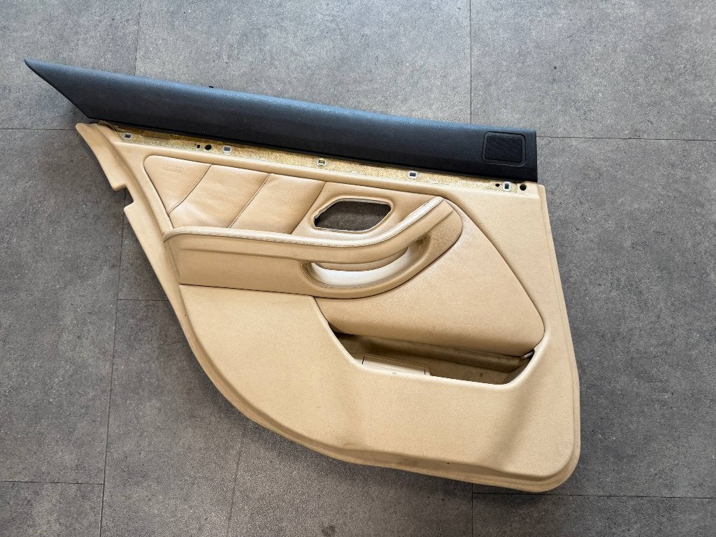 OEM Beige BMW E39 5-Serie Deurpaneel Zijpaneel Linksachter !, Auto-onderdelen, Interieur en Bekleding, Ophalen of Verzenden, Gebruikt