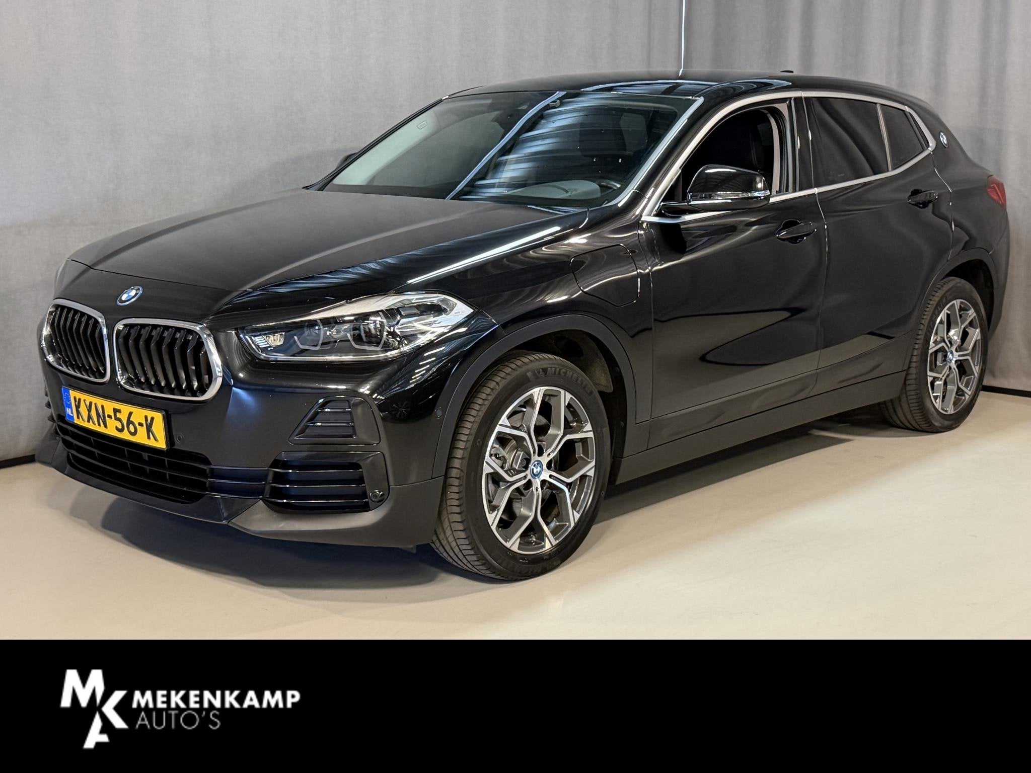BMW X2 xDrive25e 18"/SOH 92%/Leder/Harman Kardon/Camera/Appl, Auto's, Dealer onderhouden, Gebruikt, Zwart, Bedrijf