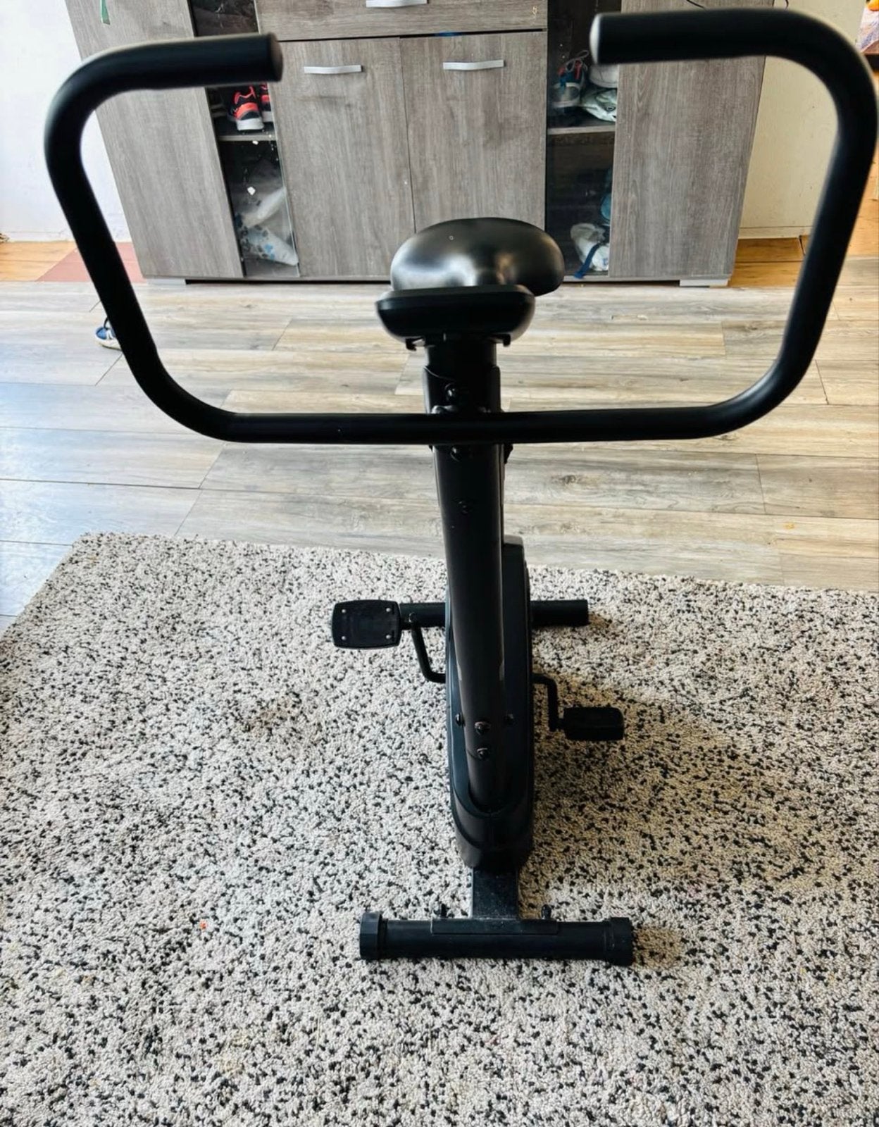 Hometrainer Essential O3 - Perfect voor thuisworkouts, Ophalen, Zo goed als nieuw, Benen