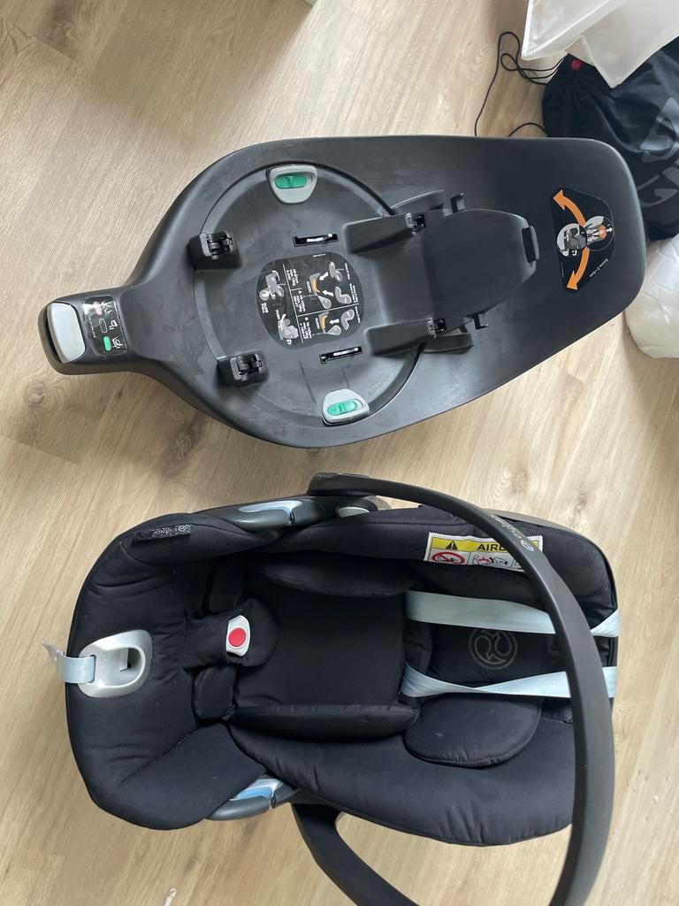 Cybex Aton 5 autostoel met Isofix base, Autogordel of Isofix, Zijbescherming, Zo goed als nieuw, 0 t/m 13 kg