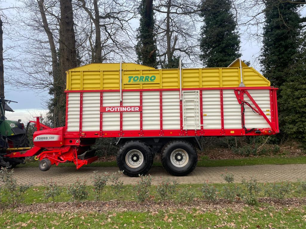Pöttinger torro 5700 ladewagen torro 5100, Zakelijke goederen, Ophalen