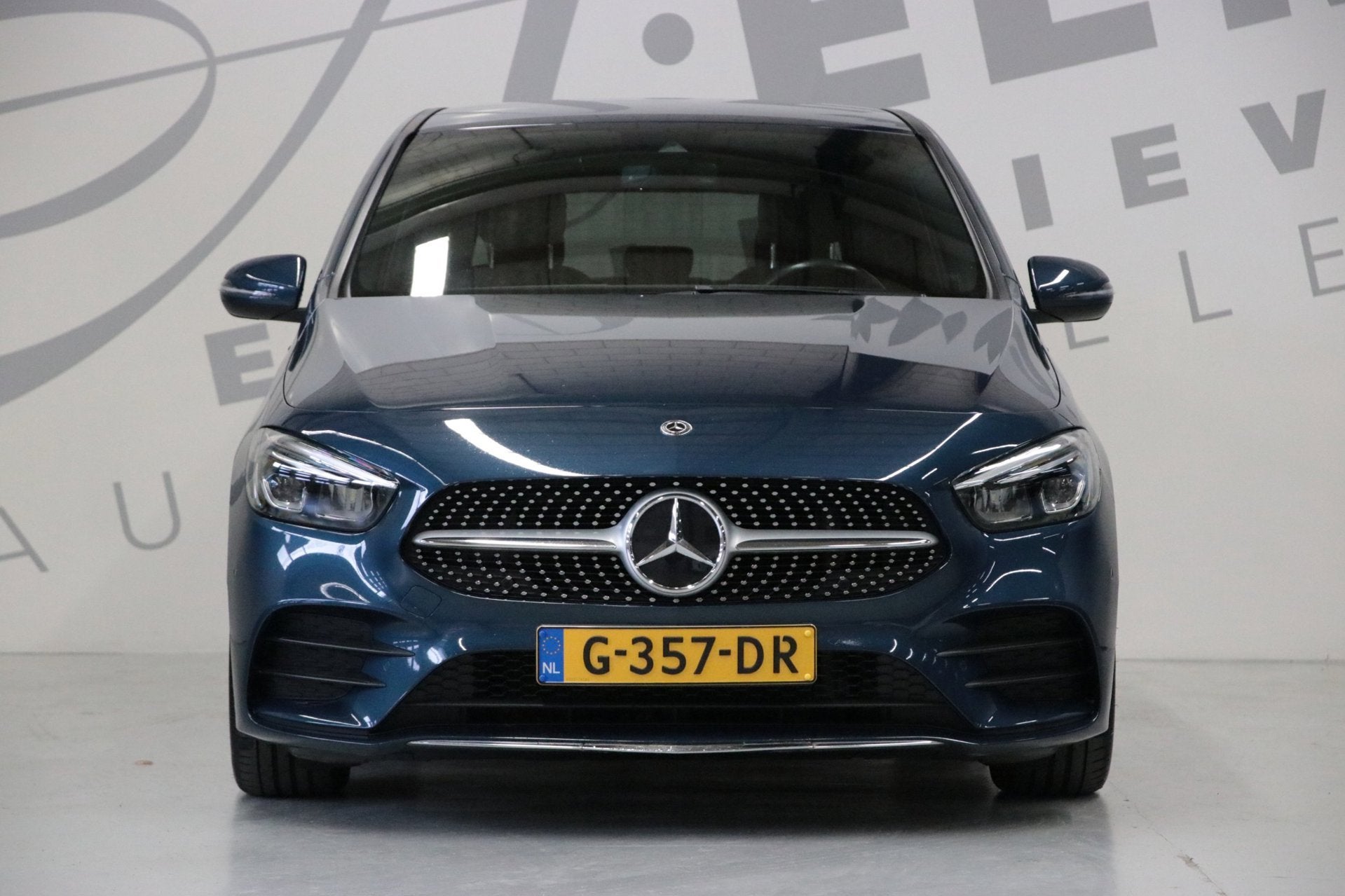 Mercedes-Benz B-klasse 180 Apple carplay/ NAP/ Origineel NL, 136 pk, Gebruikt, 4 cilinders, 700 kg