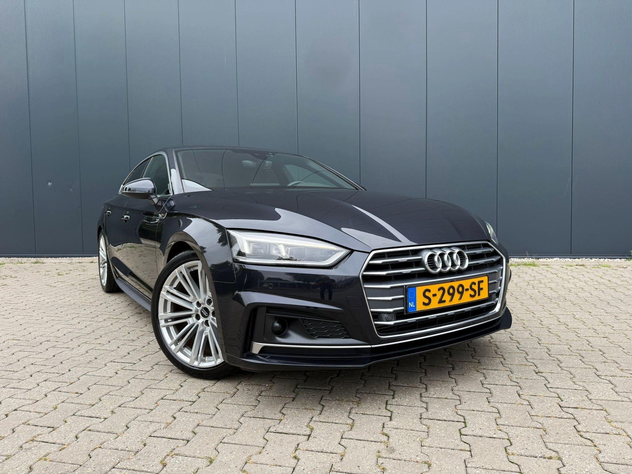 Foto 13 van Audi A5 Sportback 2.0 TFSI MHEV Sport Pro Line virtual / cam