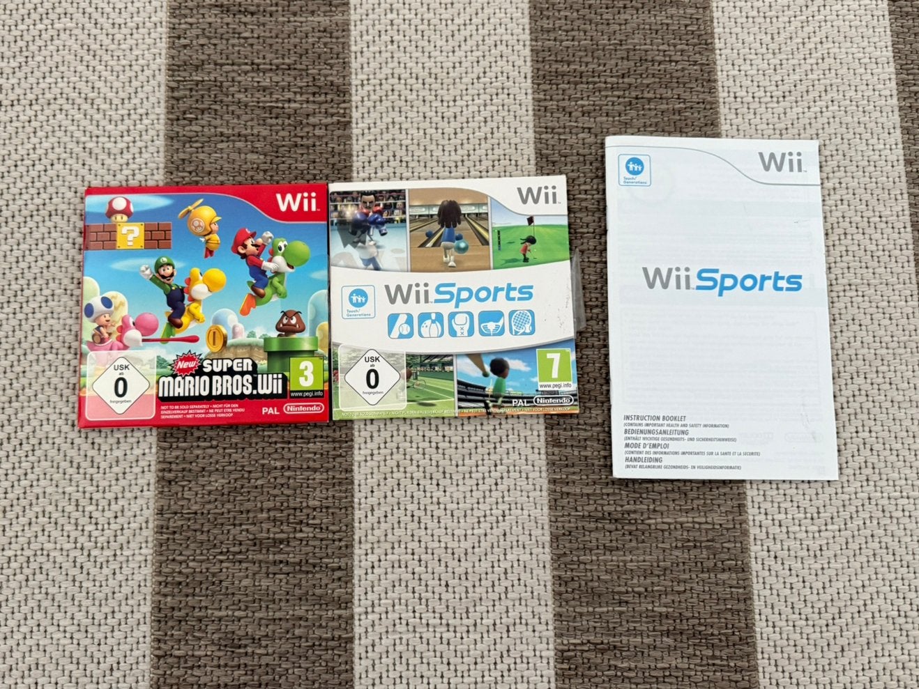 Mario Bros & Wii sports, Ophalen of Verzenden, Zo goed als nieuw, Met 1 controller, Switch Original