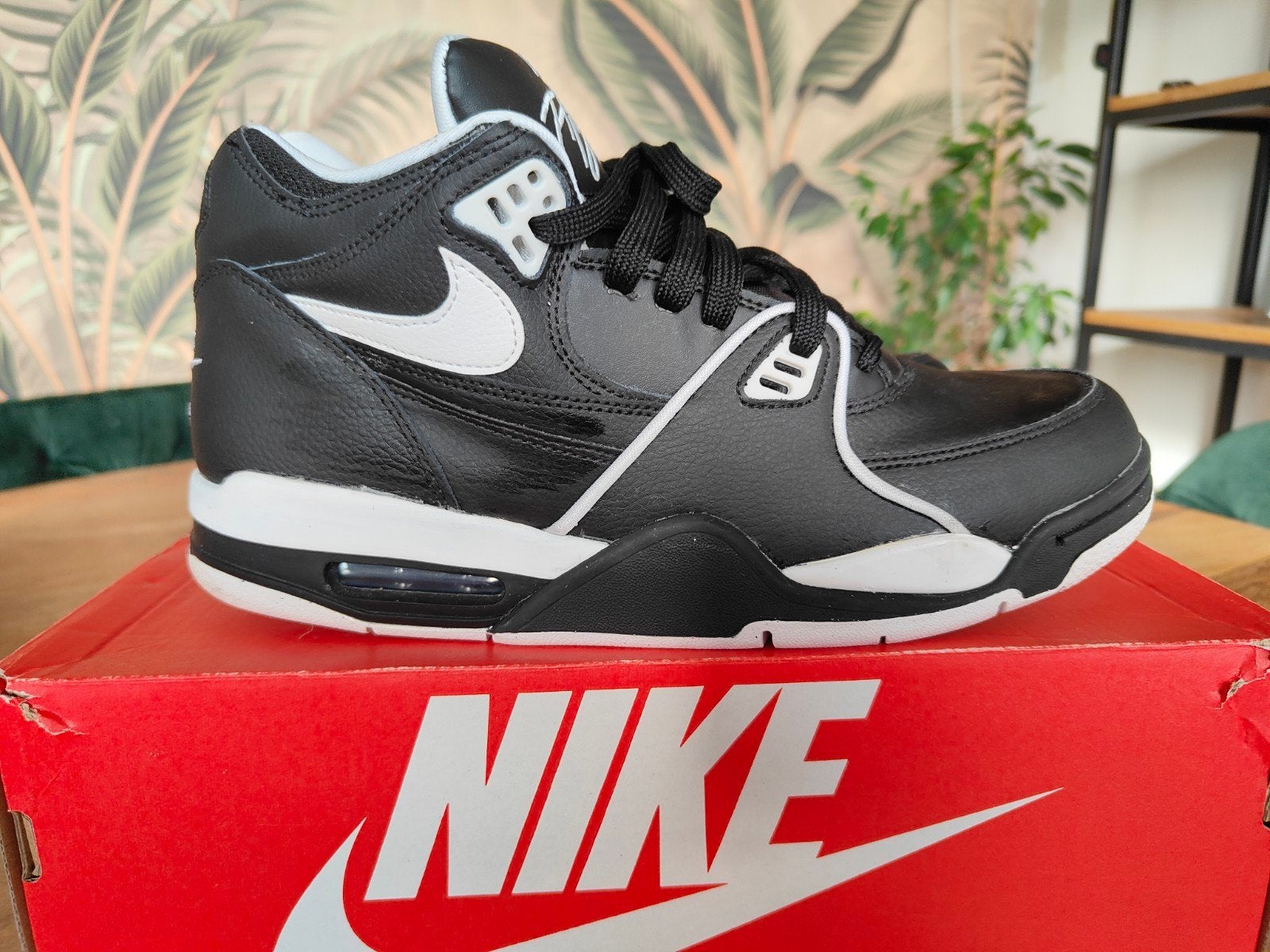 Nike Air Flight Sneakers Zwart/Wit - Maat 44, Zwart, Nike, Ophalen of Verzenden, Sneakers of Gympen