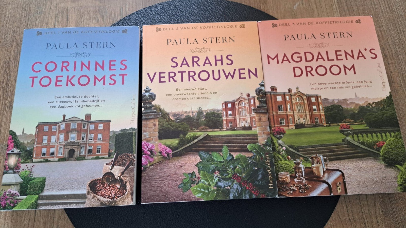 De Koffietrilogie van Paula Stern (3 boeken), Boeken, Ophalen of Verzenden, Zo goed als nieuw, Paula Stern, Nederland