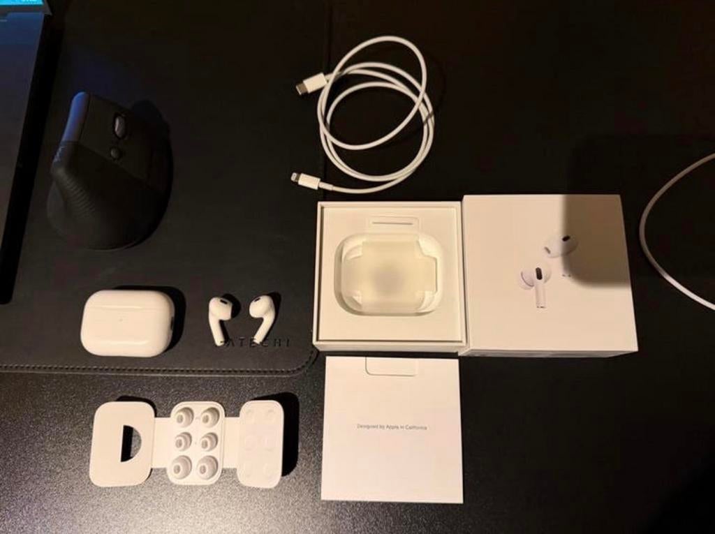 Apple AirPods Pro (2e generatie) - Zo goed als nieuw