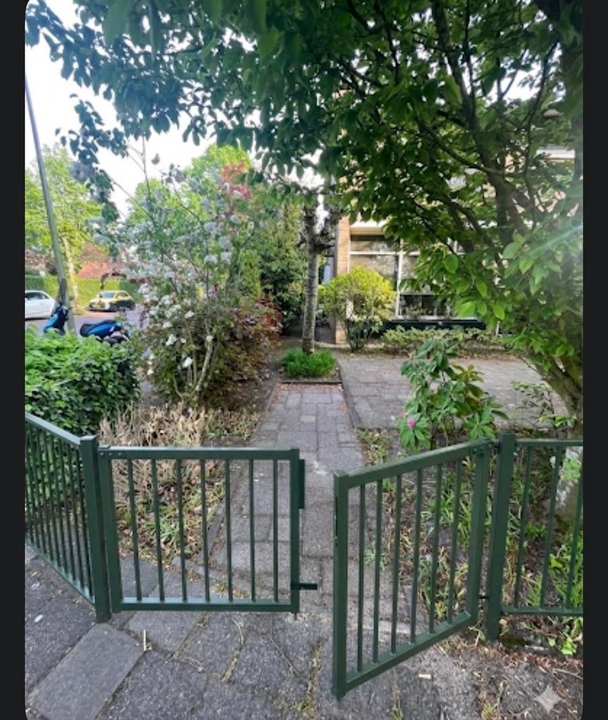 Stevige groene metalen poort - Gebruikt, Tuin en Terras, Tuinhekken en Hekwerk, Met poort, Ophalen of Verzenden, Zo goed als nieuw