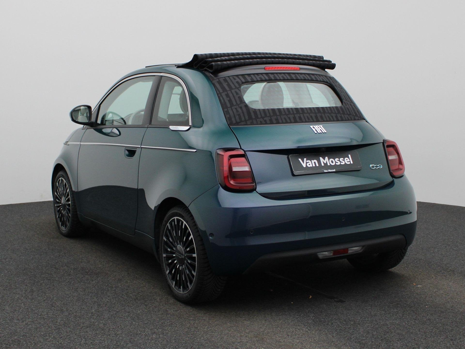 Fiat 500C 500e 42 kWh La Prima | WORDT VERWACHT | APPLE CARP, Auto's, 12 maanden, Stof, Gebruikt, 118 pk