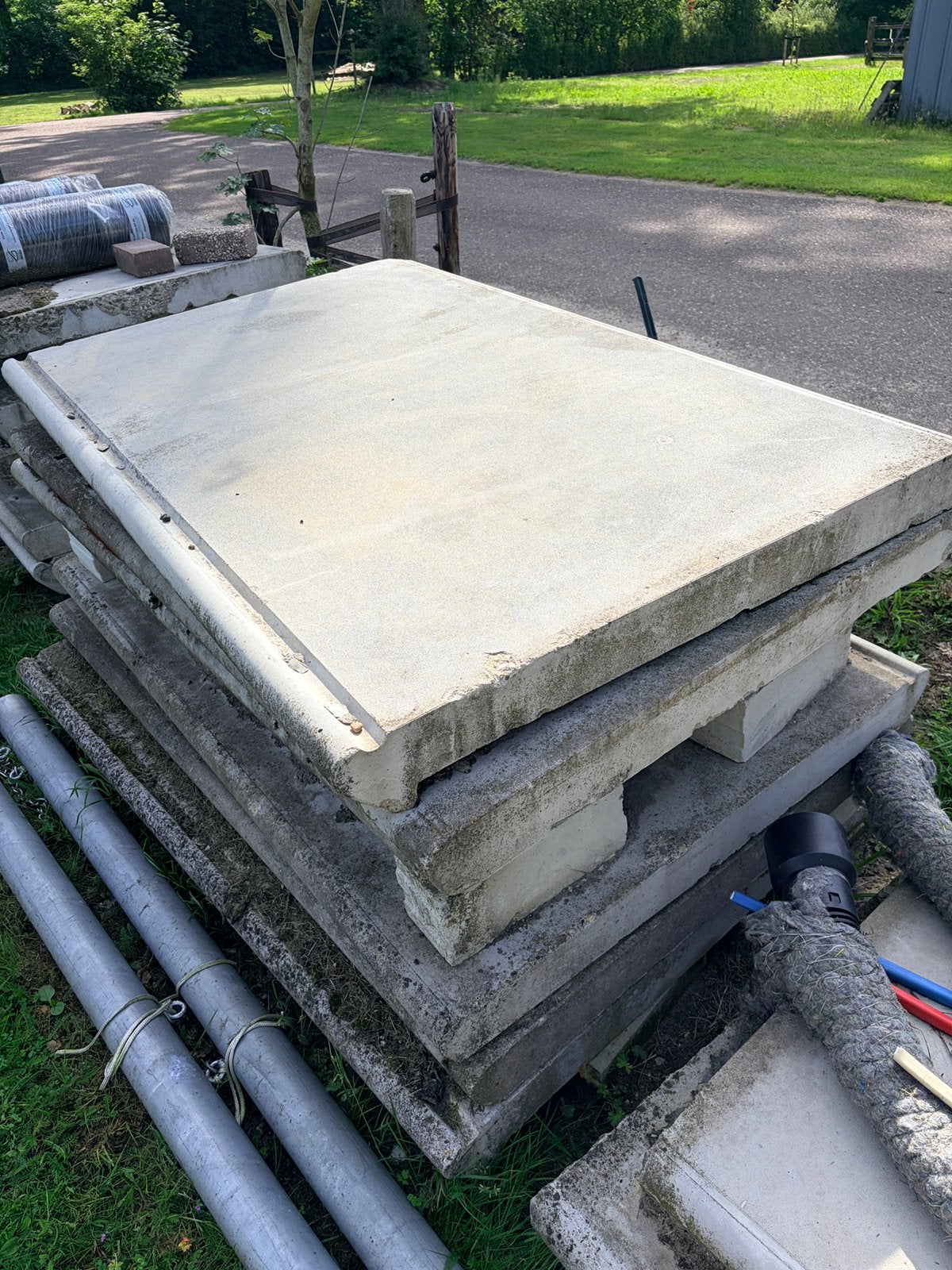 165 x 100 x 8 Betonplaten / keerwanden 13 stuks, Ophalen, Gebruikt, Overige materialen