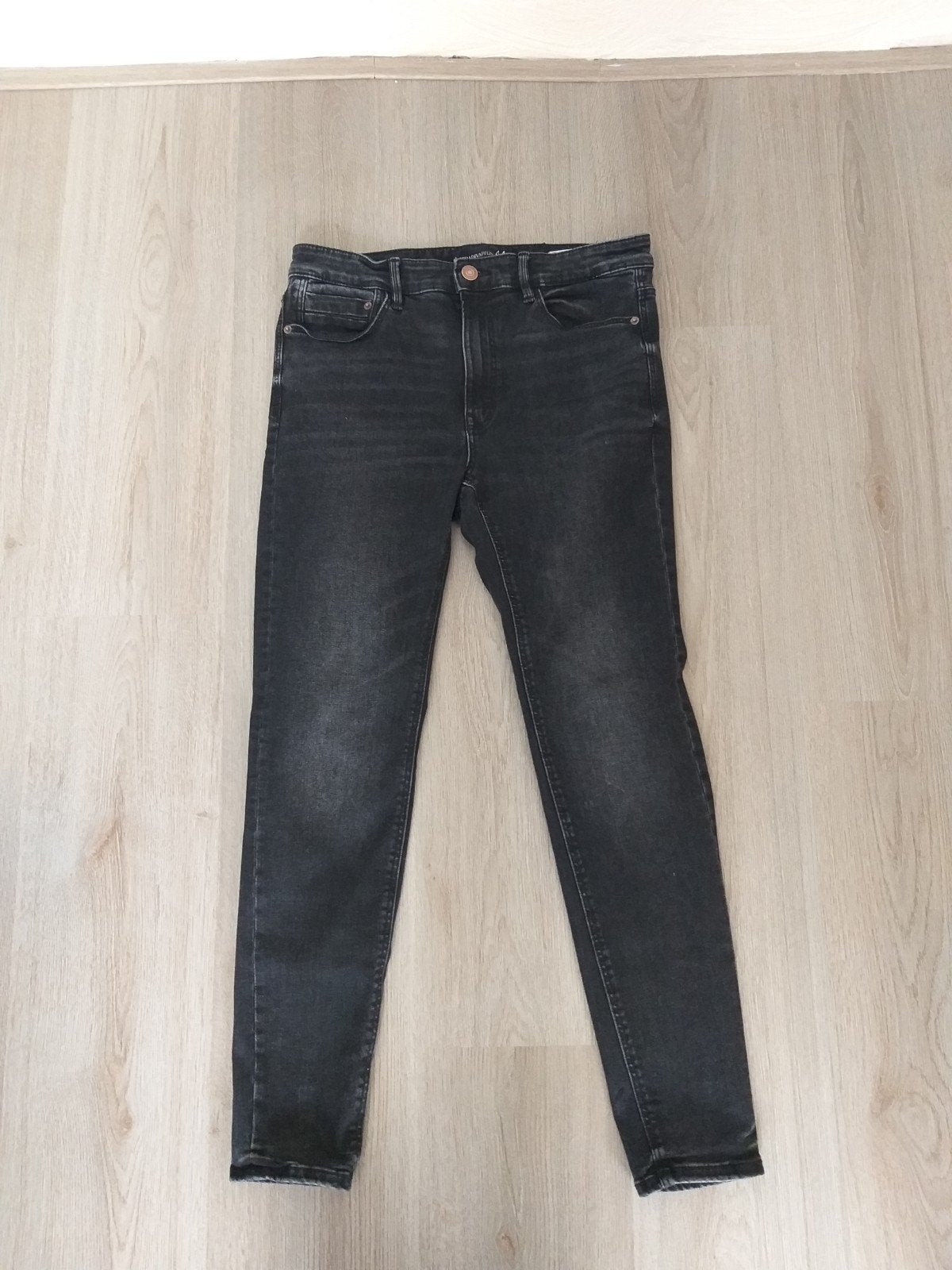 Dames broek maat 44 van  STRADIVARIUS stretch, Ophalen, Zo goed als nieuw