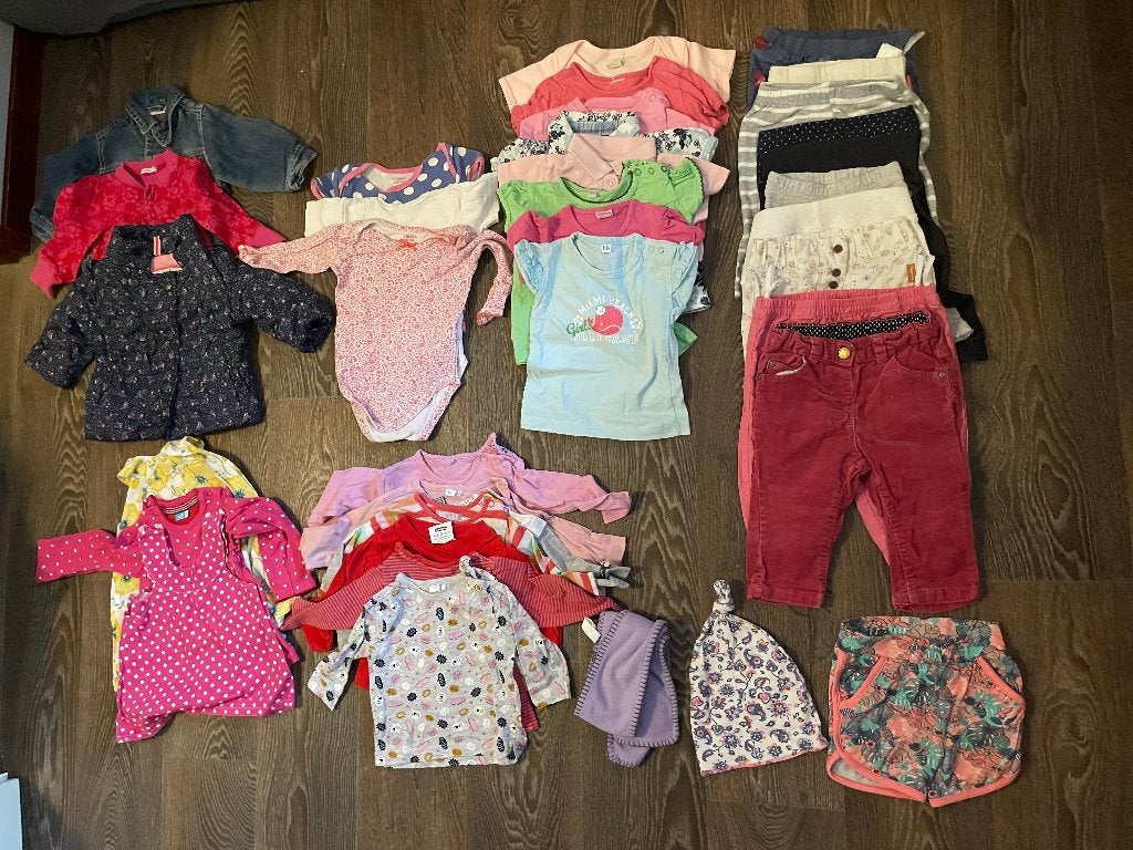Pakket Meisjeskleding verschillende merken 33 stuks mt 68, Kinderen en Baby's, Ophalen of Verzenden, Zo goed als nieuw, Maat 68