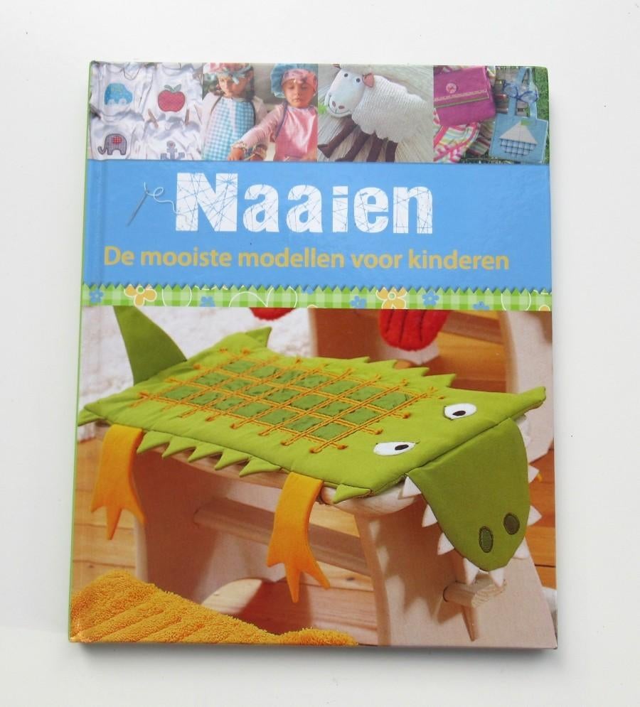 Singer Naaiboek M4582: De mooiste modellen voor kinderen, Ophalen of Verzenden, Zo goed als nieuw, Eva Maria Heller / Singer, Borduren en Naaien